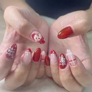 Christmas Nail Art by Le Bliss Nail Salon Makassar